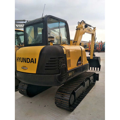 Máquina de escavadeira HYUNDAI 60 usada Peso 10000 KG e poucas horas de trabalho 2001-4000