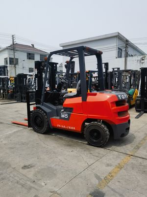 Elevador elétrico Toyota 7F30 8F30 usado ToyotaFDZN30 em boas condições