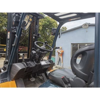 5000kg Toyota 7f50 caminhão elevador com 3 mastros e 6000mm de altura de elevação em Xangai