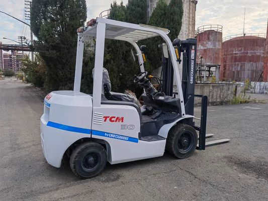 2012 TCM FD30 Elevador de garfo diesel com comprimento de garfo de rotina Acessível e versátil