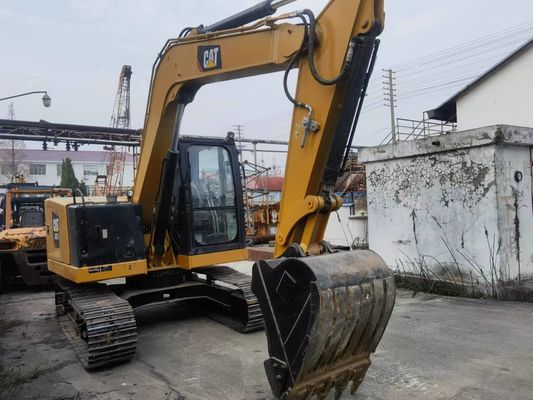 Excavadora usada CAT 307.5 com válvula hidráulica original e trilhos de borracha do Japão