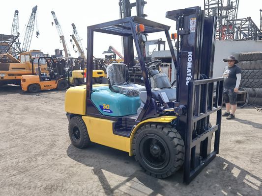 90% KOMATSU FD30 em Longhua com FD40 FD50 FD70