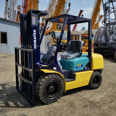 1200mm comprimento de garfo Komatsu FD30-14 3TON em elevador para restaurante segunda mão 2 estágio 3 estágio