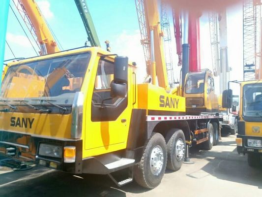 Guindaste de caminhão SANY usado de 55 toneladas com válvula hidráulica original em boas condições de funcionamento