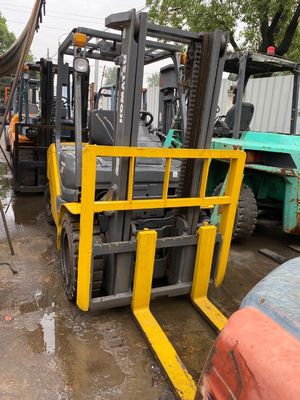 Mova a sua loja de alimentos com a empilhadeira diesel Komatsu FD30 de 3 toneladas FD25 FD40 FD50