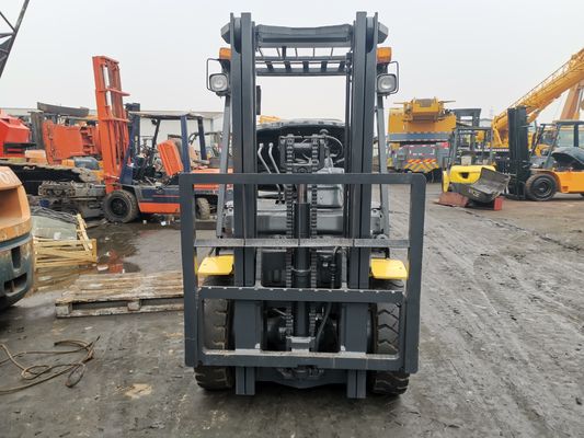 Choice Hotels' Komatsu FD25 2,5 toneladas Mini empilhadeira com comprimento de garfo de 1200 mm em Xangai