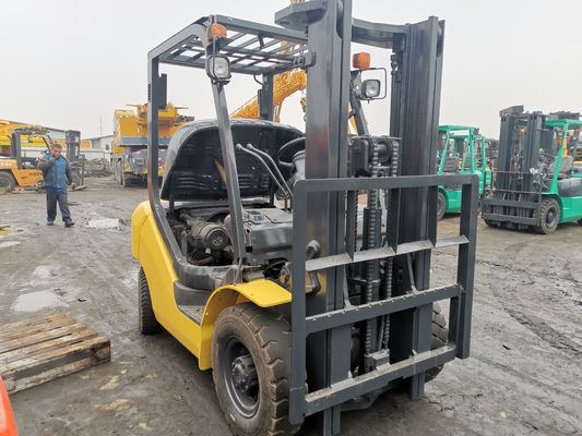 Choice Hotels' Komatsu FD25 2,5 toneladas Mini empilhadeira com comprimento de garfo de 1200 mm em Xangai