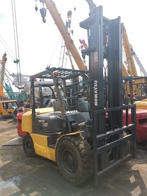 Equipamento de elevação japonês usado Komatsu FD50 5 toneladas em excelente estado
