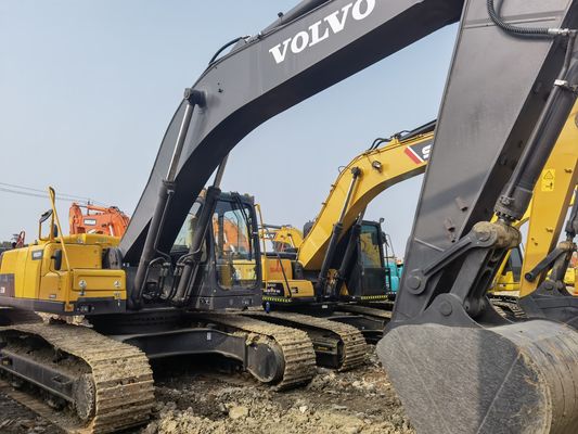 Excavadora VOLVO EC290D em bom estado