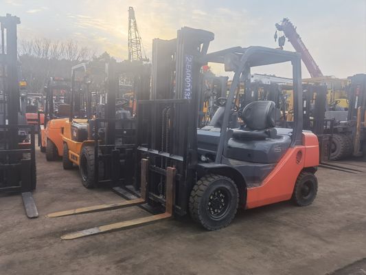 Forquilha diesel Toyota FD25 japonesa usada com comprimento de forquilha de rotina e a preços acessíveis