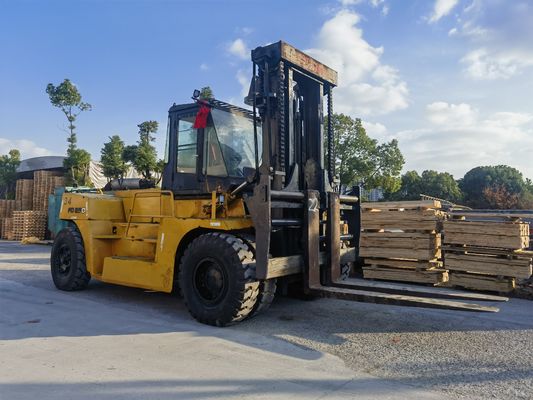 TCM FD250 de fabricação japonesa de 25 toneladas em elevadora diesel usada para manuseio de materiais
