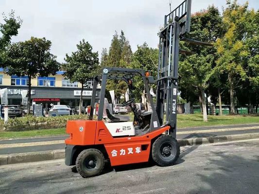 Longhua 2022 HELI 2.5 toneladas de empilhadeira de gás liquefeito CPYD25 com motor K25 fonte de energia motor diesel