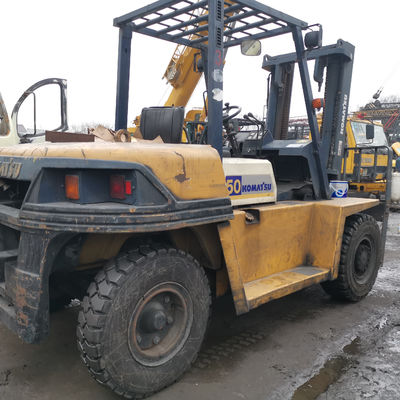 Produto japonês fabricado no Japão Komatsu Usado 5 toneladas em elevadores elevadores FD50 5 toneladas no Japão