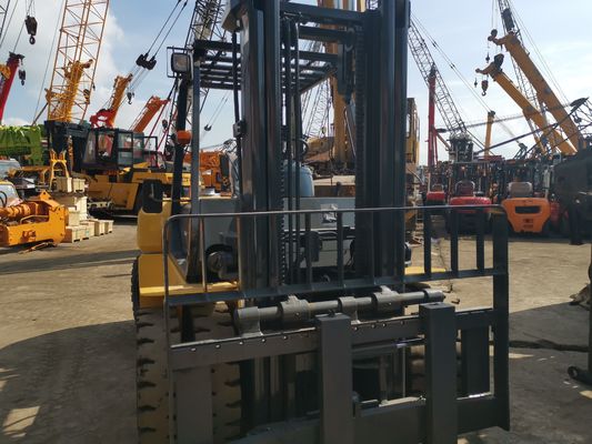 Japão fez 7 toneladas Komatsu FD70 Usado em empilhadeira com 1200 mm de comprimento de garfo e potência de diesel