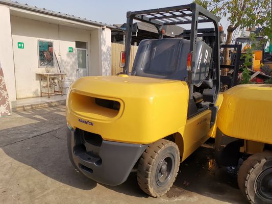Equipamentos essenciais das gráficas Komatsu FD50-7 5 toneladas de elevadores elétricos do Japão