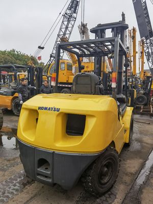 Shanghai Instock Komatsu FD50-10 5 toneladas em empilhadeira com 2,5 toneladas 3 toneladas 3,5 toneladas 5 toneladas 7 toneladas 15 toneladas