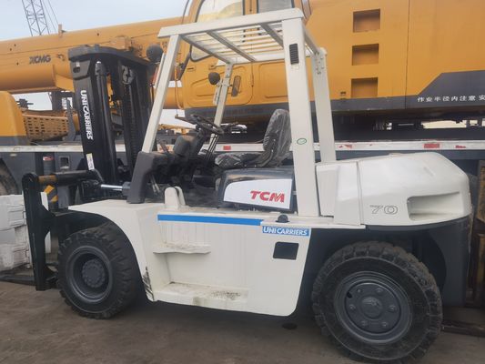 Potente empilhadeira diesel Mitsubishi FD70 com mastro alto 7 toneladas dimensões de rotina