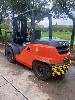 Forquilhinha Toyota 5 toneladas diesel com motor japonês