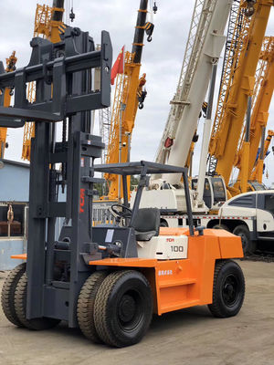 Elevador de forquilhas TCM FD100 usado de 10 toneladas, em boas condições para bebidas alimentares