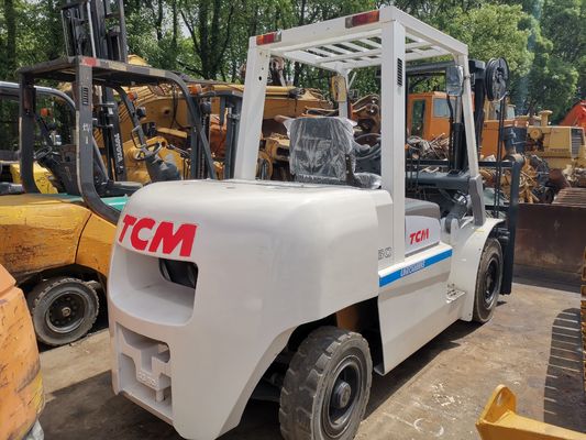 TCM FD50 empilhadeira de 5 toneladas com estrutura de duas portas e motor diesel