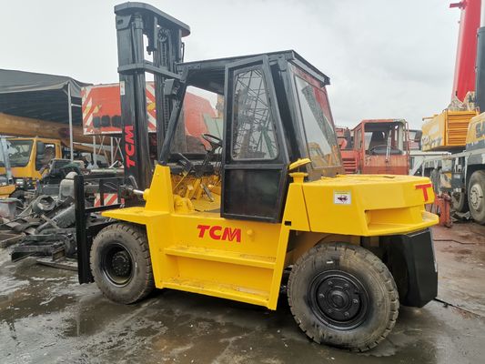 Elevador elétrico usado TCM FD70Z8 com dentes automáticos e fonte de energia do motor a diesel em Xangai