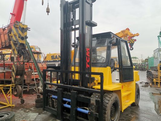 Elevador elétrico usado TCM FD70Z8 com dentes automáticos e fonte de energia do motor a diesel em Xangai