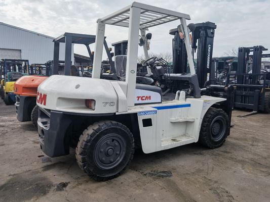 TCM FD70 7-10 toneladas de empilhadeira com motor diesel e comprimento de garfo de rotina no estaleiro de Xangai