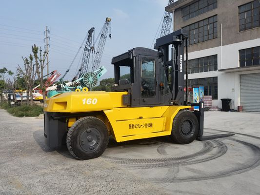 Komatsu 16ton-20ton Diesel Forklift FD16 para máquinas domésticas Lojas de reparação de máquinas Hotéis Lojas de alimentos