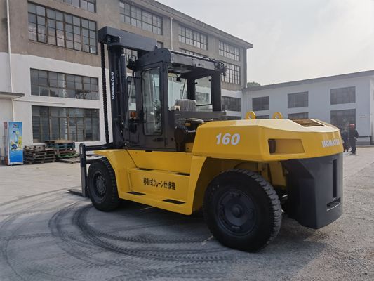 Komatsu 16ton-20ton Diesel Forklift FD16 para máquinas domésticas Lojas de reparação de máquinas Hotéis Lojas de alimentos
