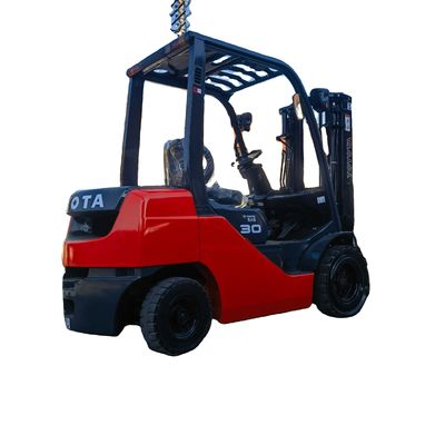 Usado e acessível 3 toneladas Toyota empilhadeira fonte de energia motor diesel
