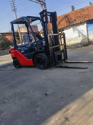 Usado e acessível 3 toneladas Toyota empilhadeira fonte de energia motor diesel