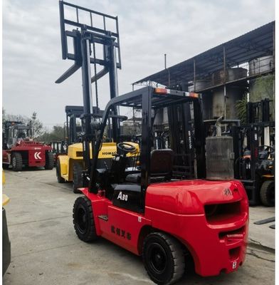 Excelente estado Hangzhou A30 3 toneladas Mini diesel em empilhadeira para pequenas empresas