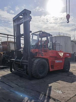 Experimente um desempenho superior com uma empilhadeira diesel Mitsubishi FD250 de 25 toneladas