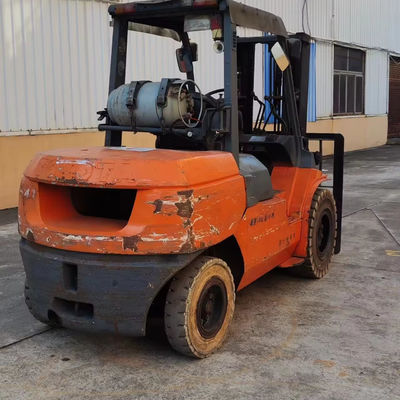 Forquilha Toyota FD50 usada 5 toneladas com 5000 kg de peso e bom trabalho em boas condições