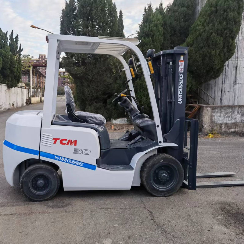 2012 TCM FD30 Elevador de garfo diesel com comprimento de garfo de rotina Acessível e versátil