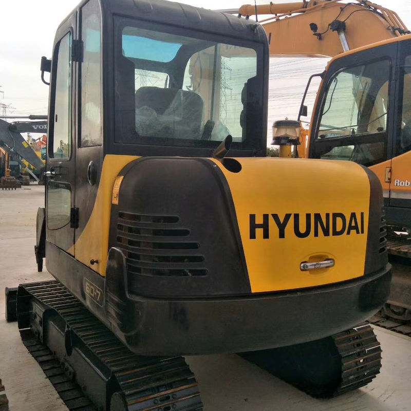 Hyundai 60-7 Crawler Excavator Máquinas de construção usadas com poucas horas de trabalho