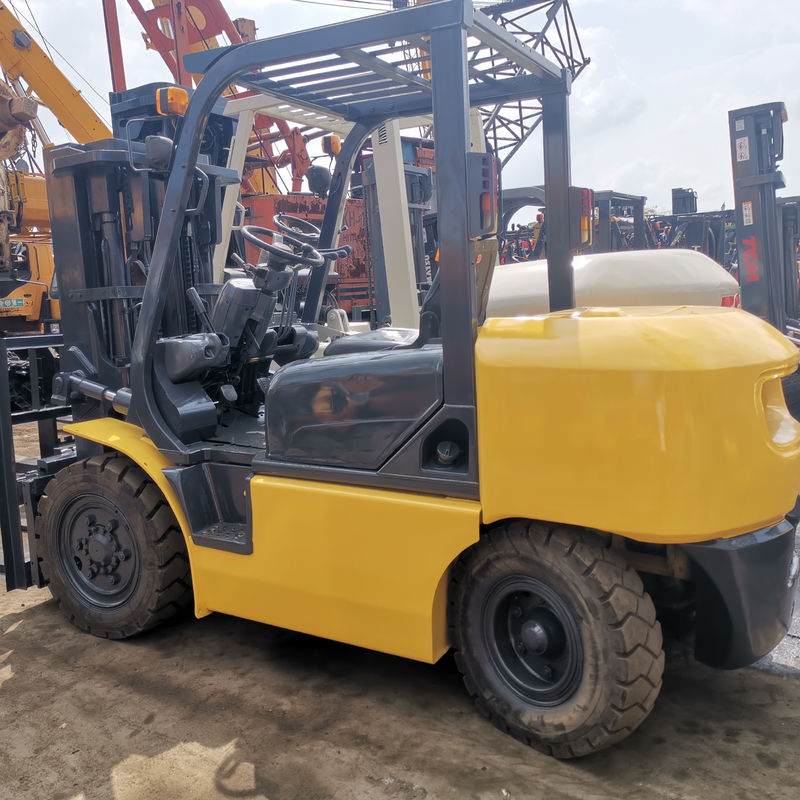 Melhor escolha para lojas de materiais de construção Usado Komatsu empilhadeira FD25 FD30 FD40 FD50