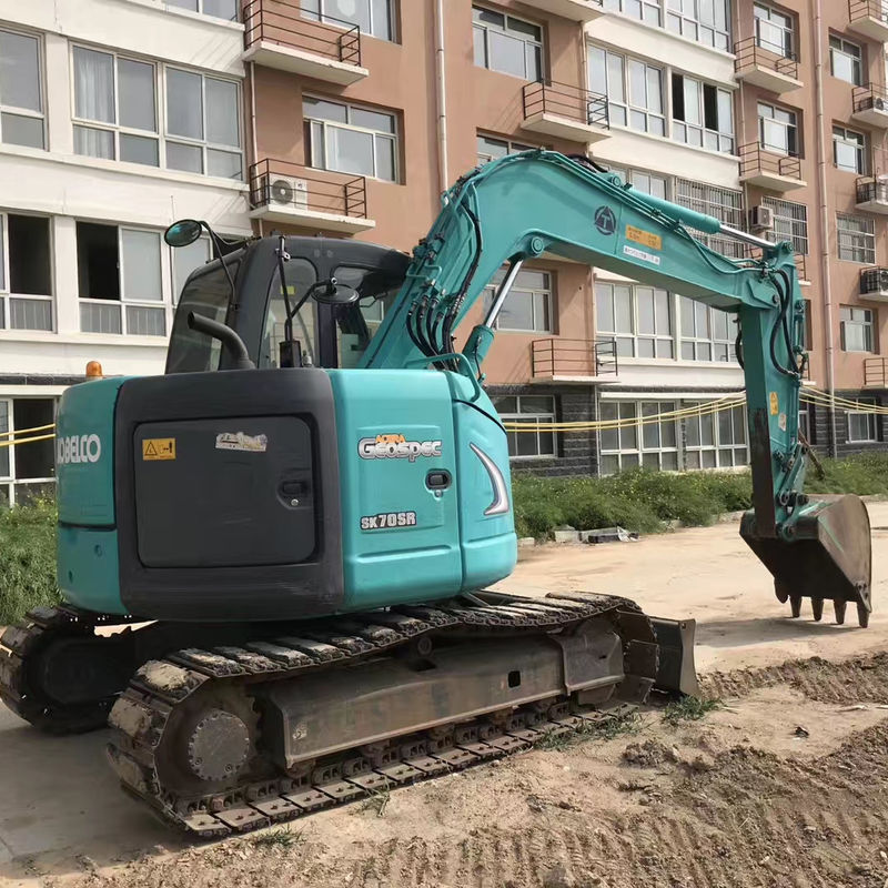 Excavadora de segunda mão Kobelco SK70SR com capacidade de carga nominal de 3 toneladas