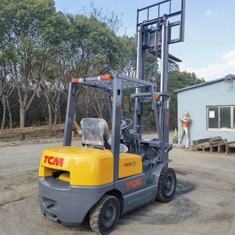 2.5 toneladas de empilhadeira TCM FD25T5 empilhadeira usada de 2,5 toneladas com dimensões gerais padrão