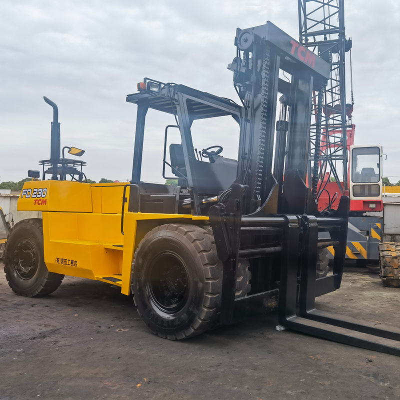 TCM FD230 Elevador elétrico a diesel de 12-25 toneladas para operações de carga e descarga de contentores