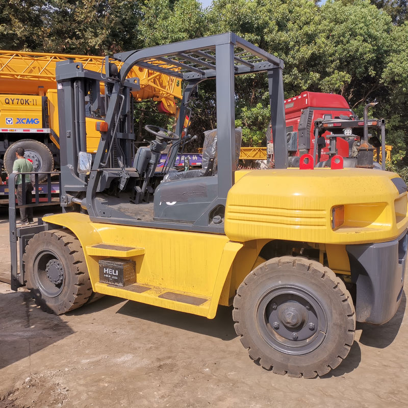 Japão fez 7 toneladas Komatsu FD70 Usado em empilhadeira com 1200 mm de comprimento de garfo e potência de diesel