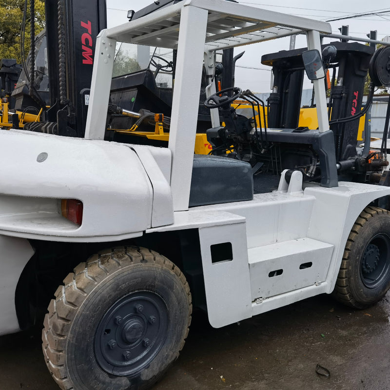TCM FD70 Usado 7ton 8ton 15ton 20ton em Xangai TCM Forklift Venda direta