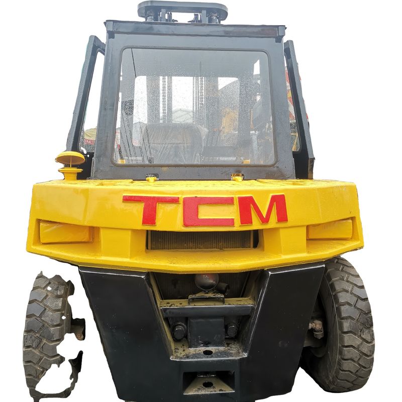 Elevador elétrico usado TCM FD70Z8 com dentes automáticos e fonte de energia do motor a diesel em Xangai